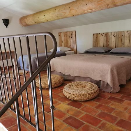 Les Anes De Petit Jean Hotel Pierrefeu-du-Var Kültér fotó