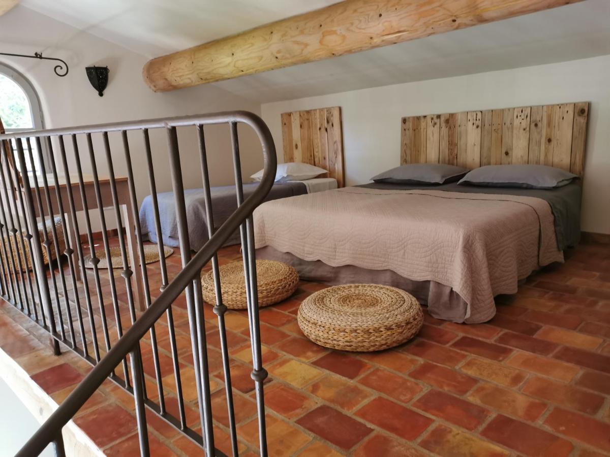 Les Anes De Petit Jean Hotel Pierrefeu-du-Var Kültér fotó