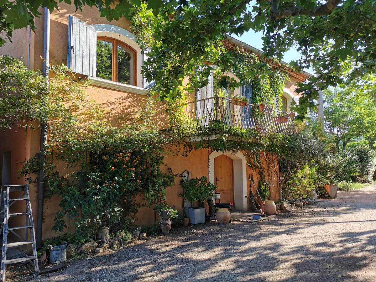 Les Anes De Petit Jean Hotel Pierrefeu-du-Var Kültér fotó
