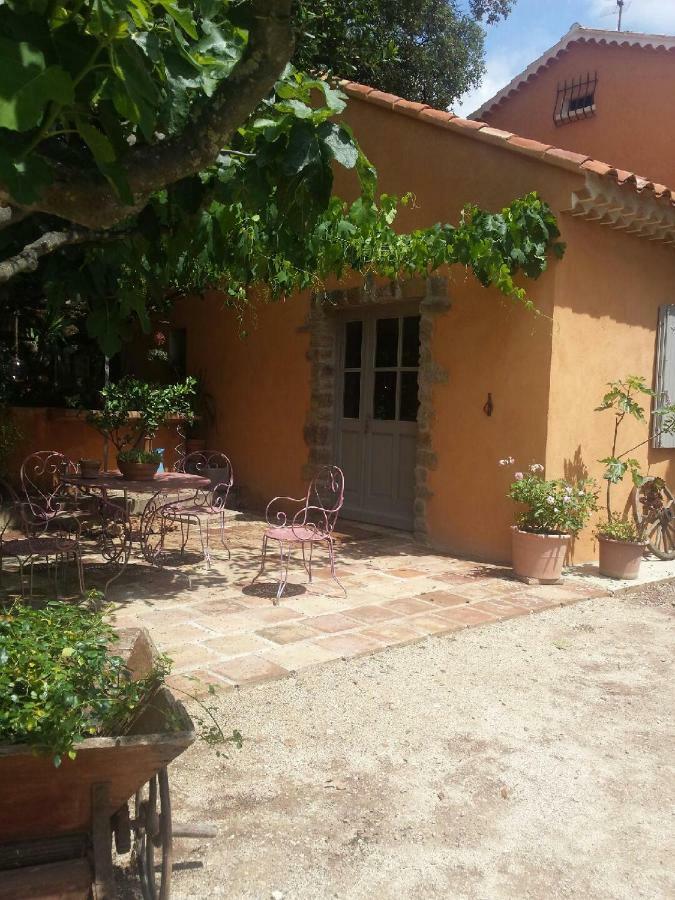 Les Anes De Petit Jean Hotel Pierrefeu-du-Var Kültér fotó
