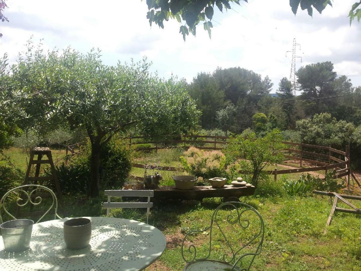 Les Anes De Petit Jean Hotel Pierrefeu-du-Var Kültér fotó